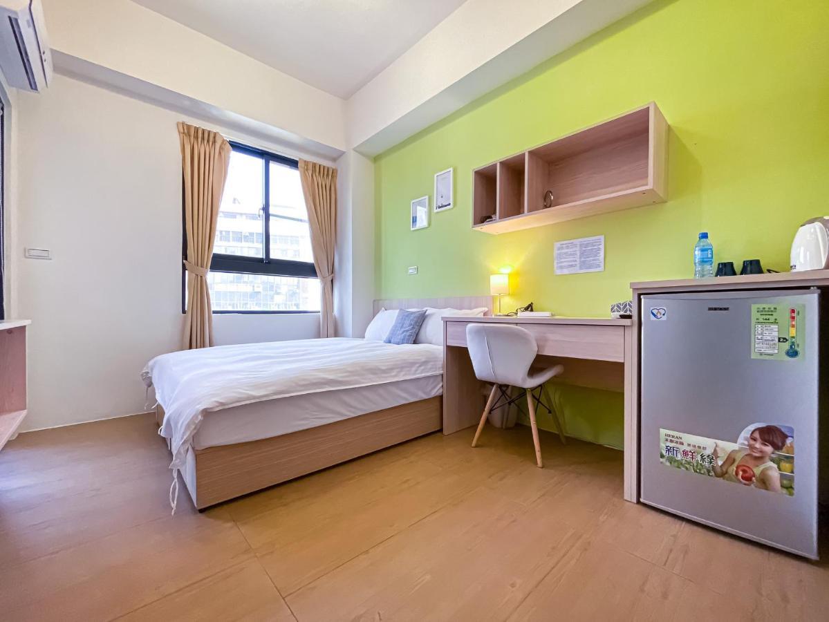 Adagio Hostel Taichung Exterior foto