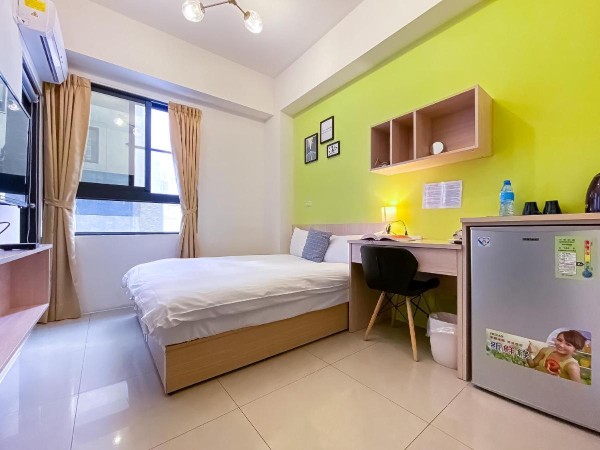 Adagio Hostel Taichung Exterior foto